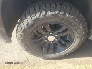 2015 Chevrolet Tahoe z VIN 1GNSK3KC1FR280311, wystawiony jako IAAI lot #42501069 z przebiegiem 108 093 mil mil oraz . Historia ofert i sprzedaży dostępna na DreamBid. Obrazek 25.