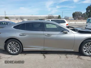 2018 Lexus LS with VIN JTHB51FF5J5005192, listed as a IAAI auction lot 41601540 with 44,042 mi miles. Bid and sale history available at carsss.com. Image 13.