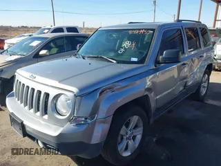 2017 Jeep Patriot Sport with VIN 1C4NJPBB8HD132437, listed as a IAAI auction lot 41429955 with 141,243 mi miles. Bid and sale history available at carsss.com. Image 18.