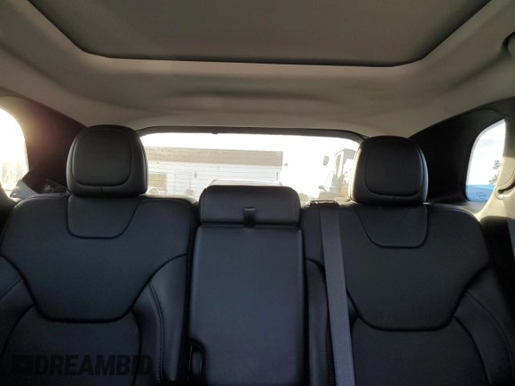 2021 Jeep Cherokee Limited z VIN 1C4PJLDX6MD120212, wystawiony jako Copart lot #76718334 z przebiegiem 46 635 mil mil oraz Szkoda całkowita • Salvage title. Historia ofert i sprzedaży dostępna na DreamBid. Obrazek 10.