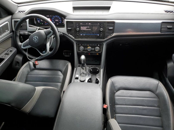 2021 Volkswagen Atlas SEL Premium R-Line with VIN 1V2FE2CA1MC222531, listed as a Copart auction lot 47781305 with 29,002 mi miles and Salvage title. Bid and sale history available at DreamBid. Image 8.