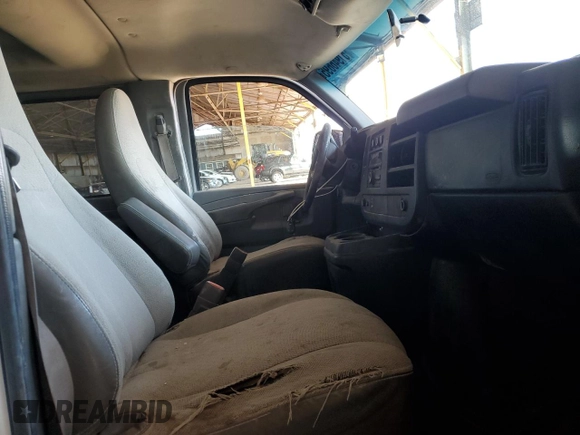 2010 Chevrolet Express Passenger LT с VIN 1GA2G1DG6A1103011, выставлен на аукционе Copart как лот 51946695 с пробегом 299 210 миль миль и Списание • Salvage title. История ставок и продаж доступна на DreamBid. Изображение 7.