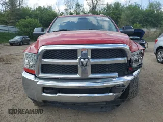 2013 Ram 2500 Tradesman z VIN 3C6UR5CLXDG558960, wystawiony jako Copart lot #57046995 z przebiegiem 75 628 mil mil oraz Czysty tytuł • Clean title. Historia ofert i sprzedaży dostępna na DreamBid. Obrazek 5.
