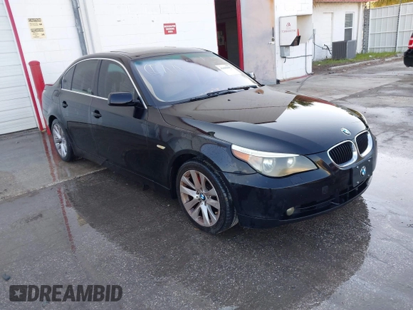 2004 BMW 5 Series 525i with VIN WBANA53534B851627, listed as a IAAI auction lot 41609092 with 139,192 mi miles. Bid and sale history available at carsss.com. Image 1.