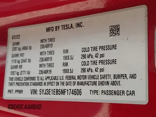 2022 Tesla Model 3 Long Range z VIN 5YJ3E1EB5NF174606, wystawiony jako IAAI lot #42463894 z przebiegiem 36 677 mil mil oraz . Historia ofert i sprzedaży dostępna na DreamBid. Obrazek 9.