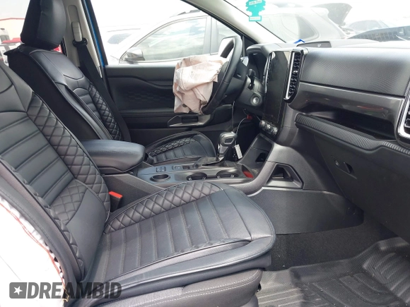 2024 Ford Ranger XLT with VIN 1FTER4GH0RLE60866, listed as a IAAI auction lot 42116104 with 10,074 mi miles and . Bid and sale history available at DreamBid. Image 5.