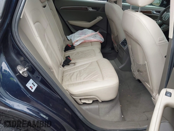 2010 Audi Q5 Premium Plus z VIN WA1LKAFP3AA087285, wystawiony jako IAAI lot #42317420 z przebiegiem 130 793 mil mil oraz . Historia ofert i sprzedaży dostępna na DreamBid. Obrazek 8.