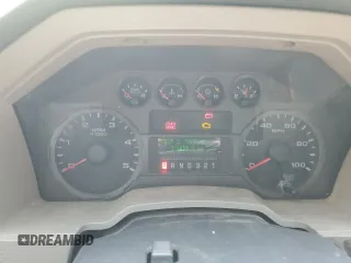 2008 Ford F-350 with VIN 1FTWW30R08EC00688, listed as a Copart auction lot 61380664 with 316,878 mi miles and Clean title. Bid and sale history available at DreamBid. Image 9.