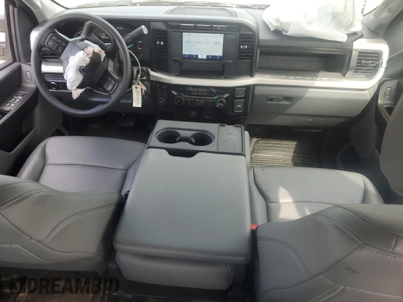 2024 Ford F-250 XL with VIN 1FT7W2AA2RED06780, listed as a Copart auction lot 69590304 with 489 mi miles and Clean title. Bid and sale history available at DreamBid. Image 8.