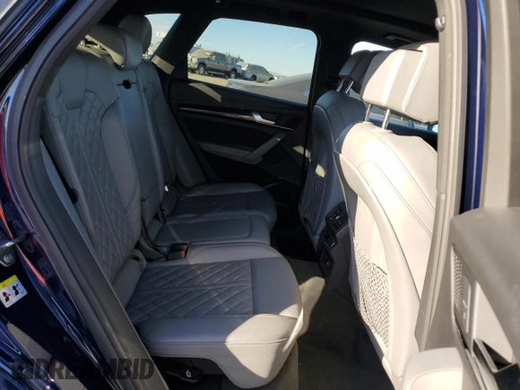 2020 Audi SQ5 Premium Plus with VIN WA1B4AFY4L2077702, listed as a Copart auction lot 76933874 with 76,419 mi miles and Salvage Title. Bid and sale history available at DreamBid. Image 10.