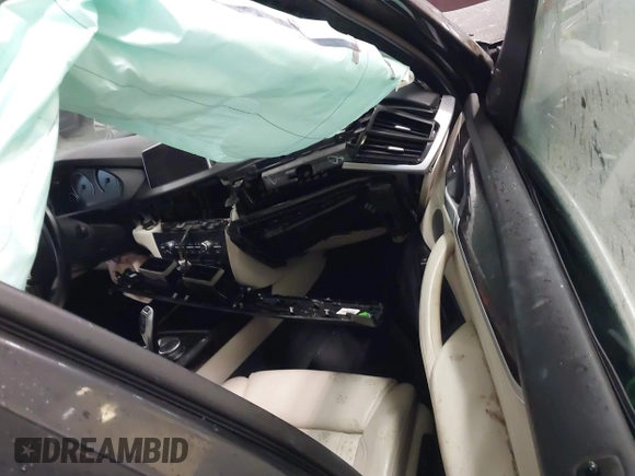 2016 BMW X5 xDrive40e with VIN 5UXKT0C55G0F75374, listed as a IAAI auction lot 41665965 with Not Provided miles and . Bid and sale history available at DreamBid. Image 5.