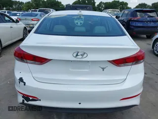 2017 Hyundai Elantra SE z VIN 5NPD74LF3HH097407, wystawiony jako IAAI lot #42216414 z przebiegiem 113 991 mil mil oraz . Historia ofert i sprzedaży dostępna na DreamBid. Obrazek 16.
