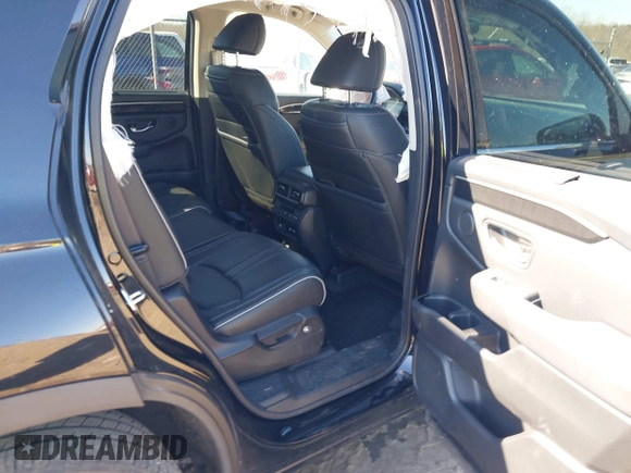 2023 Honda Pilot Elite with VIN 5FNYG1H80PB017732, listed as a IAAI auction lot 41643842 with 26,420 mi miles. Bid and sale history available at carsss.com. Image 8.