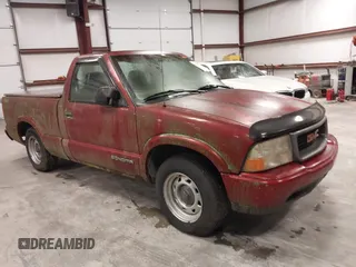 1998 GMC Sonoma with VIN 1GTCS1441WK525558, listed as a IAAI auction lot 41843642 with 99,425 mi miles. Bid and sale history available at carsss.com. Image 1.