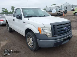 2010 Ford F-150 XL с VIN 1FTMF1CW2AKC10322, выставлен на аукционе IAAI как лот 42345148 с пробегом 161 331 миль миль и . История ставок и продаж доступна на DreamBid. Изображение 1.