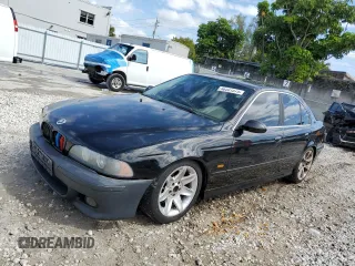 2002 BMW 5 Series 525iA with VIN WBADT43422GY42053, listed as a Copart auction lot 46331575 with 183,122 mi miles and Salvage Title. Bid and sale history available at carsss.com. Image 1.