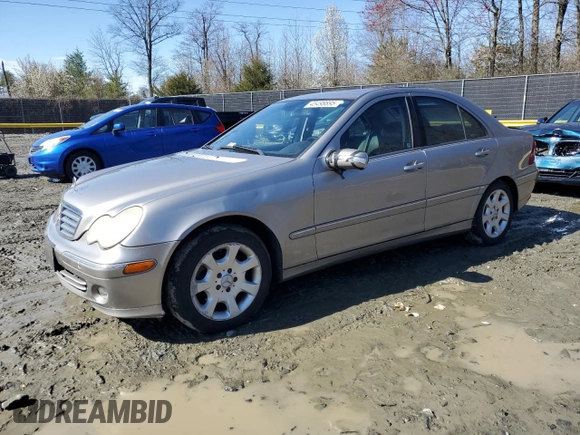 2005 Mercedes-Benz C 240 with VIN WDBRF81J55F631650, listed as a Copart auction lot 45498895 with 137,699 mi miles and Salvage Title. Bid and sale history available at DreamBid. Image 1.