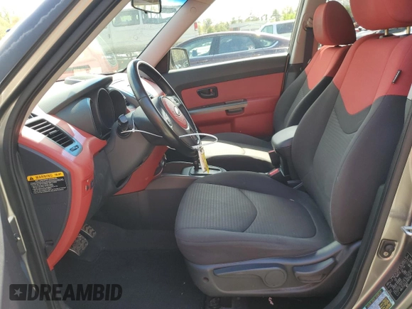 2010 Kia Soul + with VIN KNDJT2A22A7047983, listed as a Copart auction lot 52672895 with 116,082 mi miles and Salvage Title. Bid and sale history available at DreamBid. Image 7.