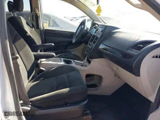 2016 Dodge Grand Caravan SXT with VIN 2C4RDGCG2GR368502, listed as a IAAI auction lot 41368628 with 1 mi miles. Bid and sale history available at carsss.com. Image 5.