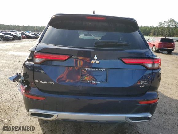 2023 Mitsubishi Outlander SE with VIN JA4J3UA85PZ007310, listed as a Copart auction lot 84399154 with 46,265 mi miles and Clean Title. Bid and sale history available at carsss.com. Image 6.