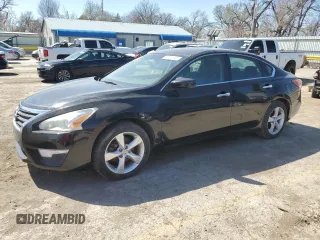 2014 Nissan Altima 2.5 with VIN 1N4AL3APXEN374933, listed as a Copart auction lot 49820945 with 199,061 mi miles and Salvage Title. Bid and sale history available at DreamBid. Image 1.