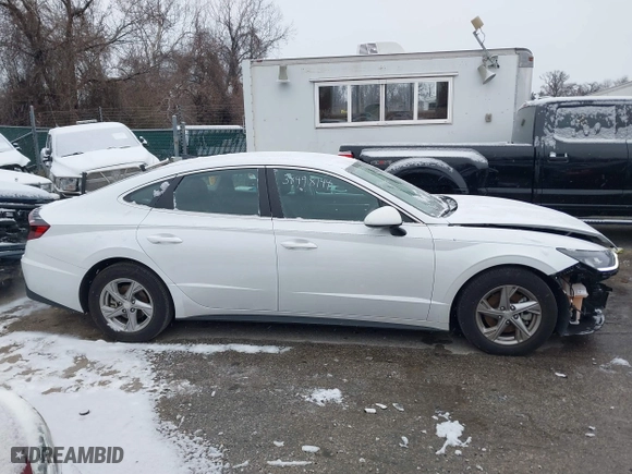 2022 Hyundai Sonata SE with VIN 5NPEG4JAXNH143533, listed as a IAAI auction lot 38498144 with 16,972 mi miles. Bid and sale history available at carsss.com. Image 13.