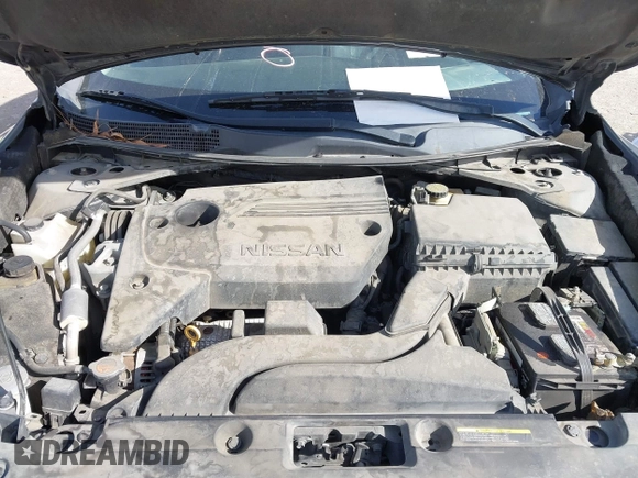 2016 Nissan Altima SR with VIN 1N4AL3AP0GC170284, listed as a IAAI auction lot 41818738 with 220,187 mi miles and . Bid and sale history available at carsss.com. Image 10.