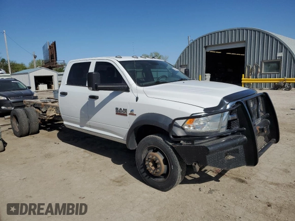 2018 Ram 5500 Tradesman with VIN 3C7WRNFL2JG371658, listed as a Copart auction lot 52543245 with 150,250 mi miles and Salvage title. Bid and sale history available at DreamBid. Image 4.