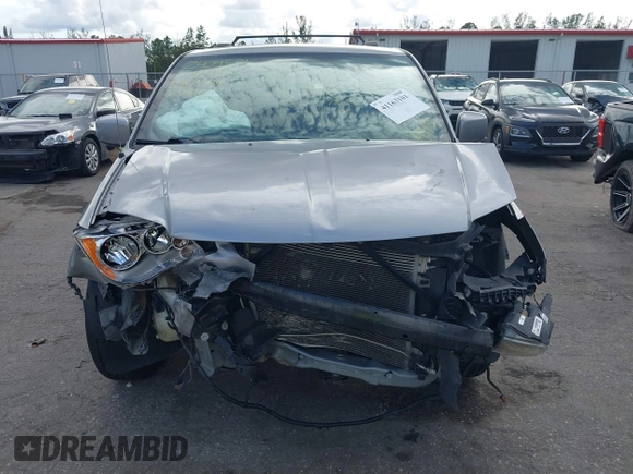 2018 Dodge Grand Caravan SXT z VIN 2C4RDGCG4JR179115, wystawiony jako IAAI lot #41163101 z przebiegiem 107 258 mil mil oraz . Historia ofert i sprzedaży dostępna na DreamBid. Obrazek 13.