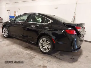 2015 Chrysler 200 Limited с VIN 1C3CCCAB1FN533366, выставлен на аукционе IAAI как лот 41921928 с пробегом 106 904 миль миль и . История ставок и продаж доступна на DreamBid. Изображение 3.
