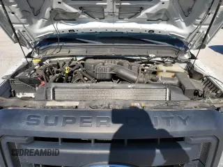 2014 Ford F-250 XL z VIN 1FTBF2B61EEB42257, wystawiony jako Copart lot #80532344 z przebiegiem 118 726 mil mil oraz Szkoda całkowita • Salvage title. Historia ofert i sprzedaży dostępna na DreamBid. Obrazek 11.