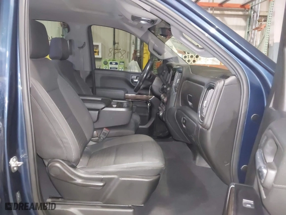 2019 Chevrolet Silverado 1500 LT with VIN 1GCUYDED9KZ121072, listed as a IAAI auction lot 41391898 with 94,456 mi miles. Bid and sale history available at carsss.com. Image 5.