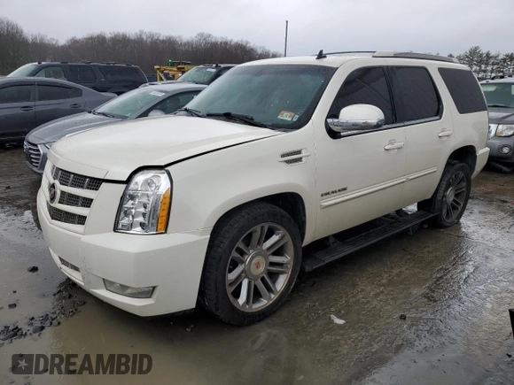 2013 Cadillac Escalade Premium with VIN 1GYS4CEF0DR285192, listed as a Copart auction lot 84048574 with 286,579 mi miles and Clean Title. Bid and sale history available at carsss.com. Image 1.