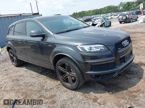 2014 Audi Q7 S line Prestige z VIN WA1DGAFE5ED006957, wystawiony jako IAAI lot #42488440 z przebiegiem 123 814 mil mil oraz . Historia ofert i sprzedaży dostępna na DreamBid. Obrazek 1.