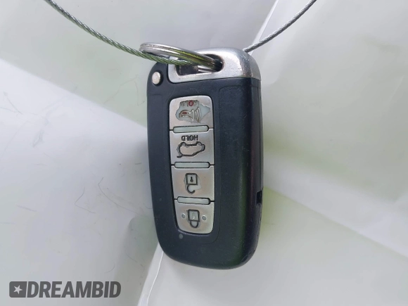 2012 Hyundai Veloster w/Gray Int с VIN KMHTC6ADXCU074298, выставлен на аукционе IAAI как лот 42353923 с пробегом 129 114 миль миль и . История ставок и продаж доступна на DreamBid. Изображение 11.