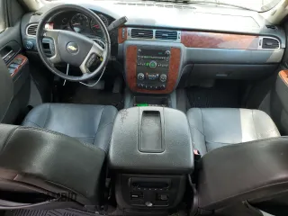 2013 Chevrolet Avalanche LS with VIN 3GNMCEE06DG182147, listed as a Copart auction lot 54885575 with 148,952 mi miles and Salvage title. Bid and sale history available at DreamBid. Image 8.