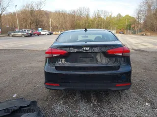 2018 Kia Forte LX with VIN 3KPFK4A79JE195760, listed as a IAAI auction lot 41817574 with 73,895 mi miles. Bid and sale history available at carsss.com. Image 17.