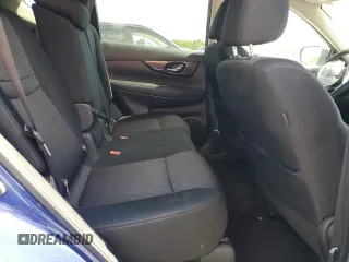 2017 Nissan Rogue SV with VIN KNMAT2MT7HP509615, listed as a Copart auction lot 58718145 with 103,927 mi miles and Salvage title. Bid and sale history available at DreamBid. Image 11.
