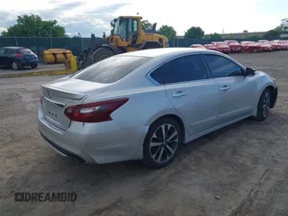 2017 Nissan Altima S z VIN 1N4AL3AP3HC116799, wystawiony jako IAAI lot #41577016 z przebiegiem 168 207 mil mil oraz . Historia ofert i sprzedaży dostępna na DreamBid. Obrazek 4.