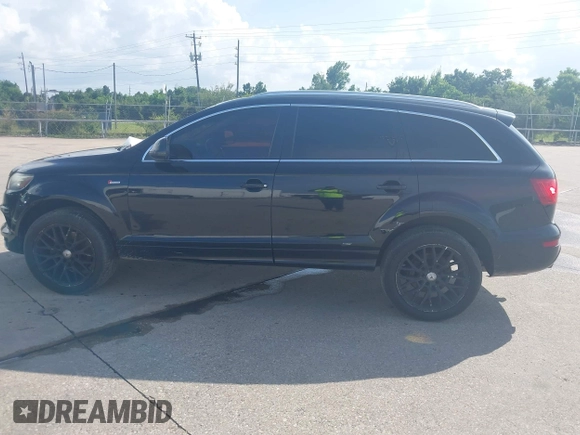 2014 Audi Q7 S line Prestige с VIN WA1DGAFE0ED008602, выставлен на аукционе IAAI как лот 42743844 с пробегом 226 961 миль миль и . История ставок и продаж доступна на DreamBid. Изображение 14.