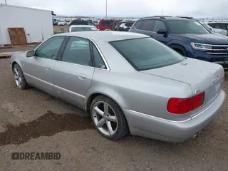 2001 Audi S8 z VIN WAUGU54D41N012957, wystawiony jako IAAI lot #41916244 z przebiegiem Nie podano mil oraz . Historia ofert i sprzedaży dostępna na DreamBid. Obrazek 3.