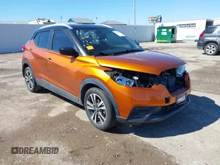2019 Nissan Kicks SV z VIN 3N1CP5CU7KL539308, wystawiony jako IAAI lot #41622934 z przebiegiem 25 206 mil mil oraz . Historia ofert i sprzedaży dostępna na DreamBid. Obrazek 1.