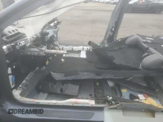 2023 Tesla Model 3 z VIN 5YJ3E1EA0PF451642, wystawiony jako Copart lot #86911554 z przebiegiem Nie podano mil oraz Nie do naprawy • Non repairable. Historia ofert i sprzedaży dostępna na DreamBid. Obrazek 7.