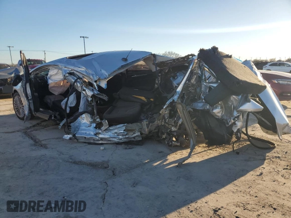2013 Ford Fusion Titanium with VIN 3FA6P0K95DR118669, listed as a Copart auction lot 43702455 with Not Provided miles and Non Repairable. Bid and sale history available at DreamBid. Image 2.