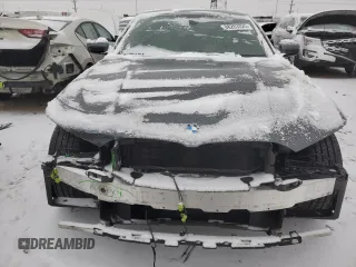 2019 BMW 3 Series 330i xDrive with VIN 3MW5R7J52K8A05155, listed as a Copart auction lot 88263325 with 97,201 mi miles and Salvage Title. Bid and sale history available at DreamBid. Image 5.