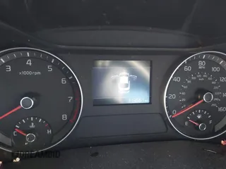 2019 Kia Forte LXS z VIN 3KPF24AD7KE058999, wystawiony jako IAAI lot #41599213 z przebiegiem 113 551 mil mil oraz . Historia ofert i sprzedaży dostępna na DreamBid. Obrazek 7.