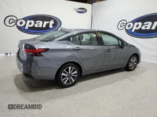 2023 Nissan Versa SV z VIN 3N1CN8EV5PL862003, wystawiony jako Copart lot #60059595 z przebiegiem 35 896 mil mil oraz Czysty tytuł • Clean title. Historia ofert i sprzedaży dostępna na DreamBid. Obrazek 3.