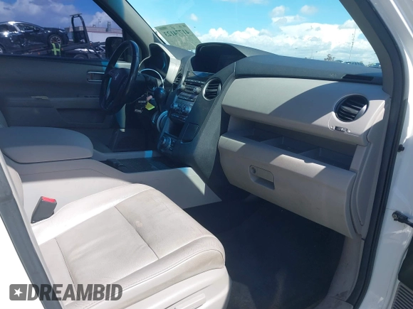 2013 Honda Pilot EX-L with VIN 5FNYF3H74DB034759, listed as a IAAI auction lot 41774123 with 142,782 mi miles and . Bid and sale history available at DreamBid. Image 5.