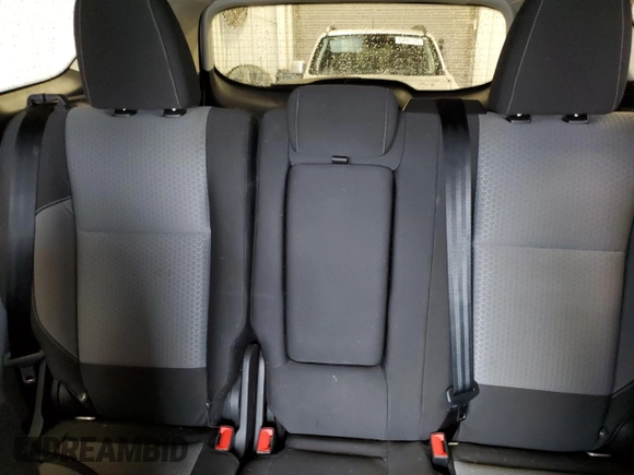 2017 Ford Escape SE with VIN 1FMCU9GD8HUB05755, listed as a Copart auction lot 47871215 with 104,903 mi miles and Clean Title. Bid and sale history available at DreamBid. Image 10.