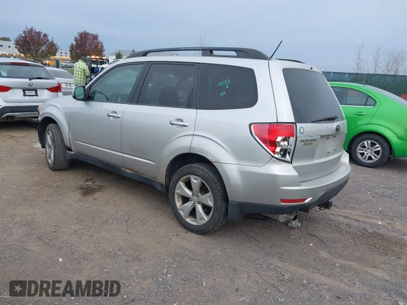 2009 Subaru Forester X с VIN JF2SH63699H753725, выставлен на аукционе IAAI как лот 40713315 с пробегом 255 082 миль миль и . История ставок и продаж доступна на DreamBid. Изображение 3.